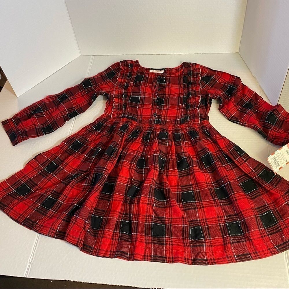 Cat & Jack Girls’ Long Sleeve Plaid Ruffly Dress